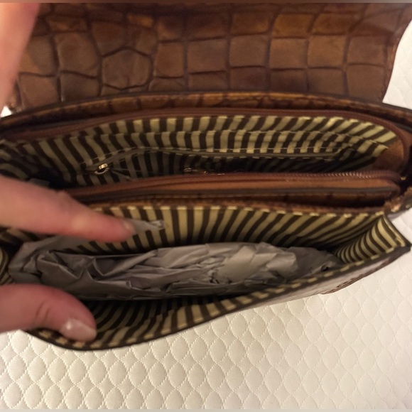 DS Crocodile Embossed Structured Handbag – NWT - Picture 5 of 6